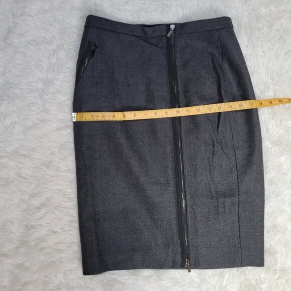 J. Crew 100% Wool Zip Front Knee Length Pencil Skirt - Size 4 - Picture 6 of 10
